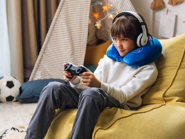 pp_carousel_game-controller-pillow_1000234607_v2c