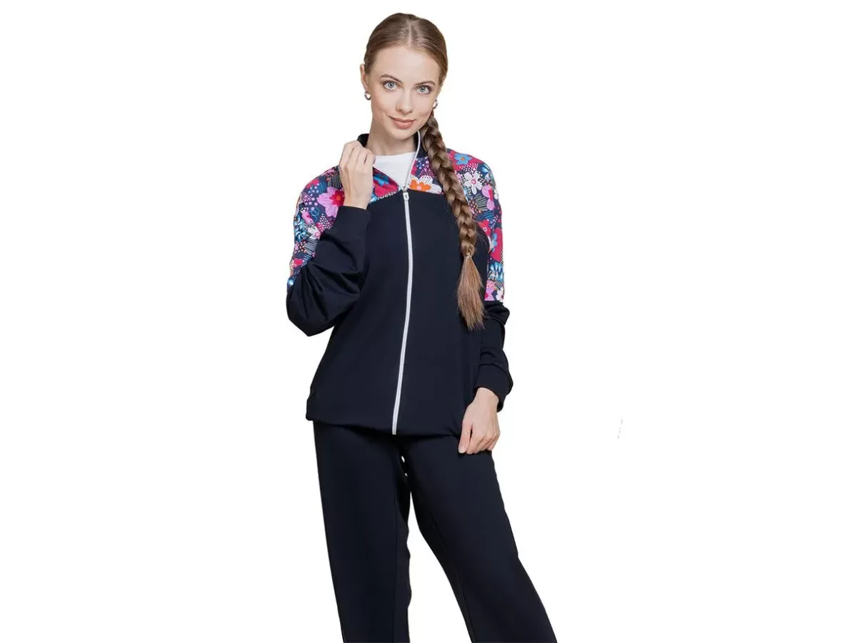 Costum sportiv "Maria" Costum sportiv "Maria"