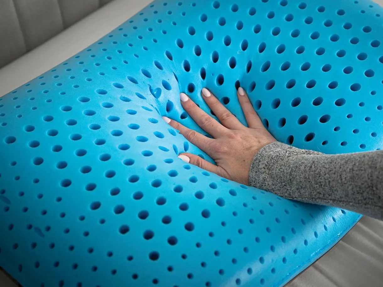 Pernă reversibilă cu carbon din bambus și gel de răcire Dormeo Dual 40x60 cm